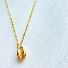 Load image into Gallery viewer, Conch Necklace - Redeemed With Purpose
